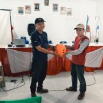 Utamakan Keselamatan Relawan, Paluma Nusantara Berikan Helm kepada Destana Rajabasa